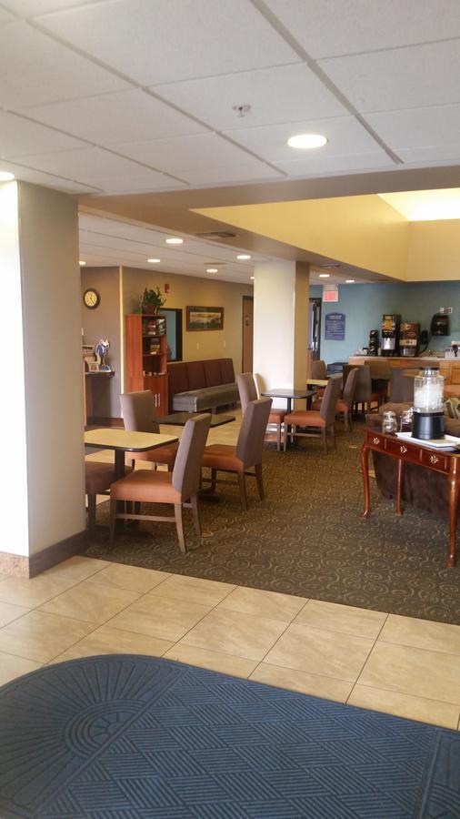 Howard Johnson By Wyndham Billings Room photo